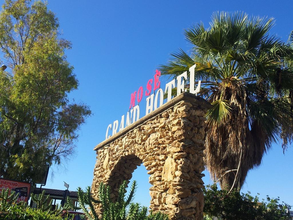 Grand Mose Hotel 4*