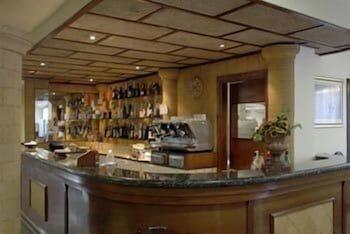 Grand Mose Hotel 4*