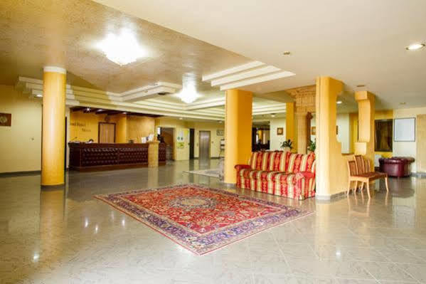 Grand Mose Hotel 4*